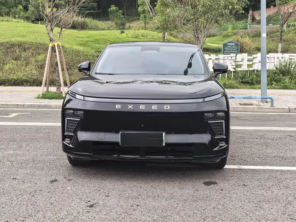 Exeed Xingjiyuan ET — миниатюра 2