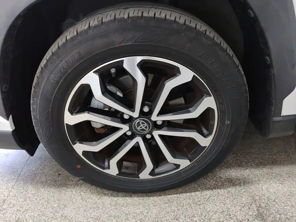 Toyota Frontlander — миниатюра 23
