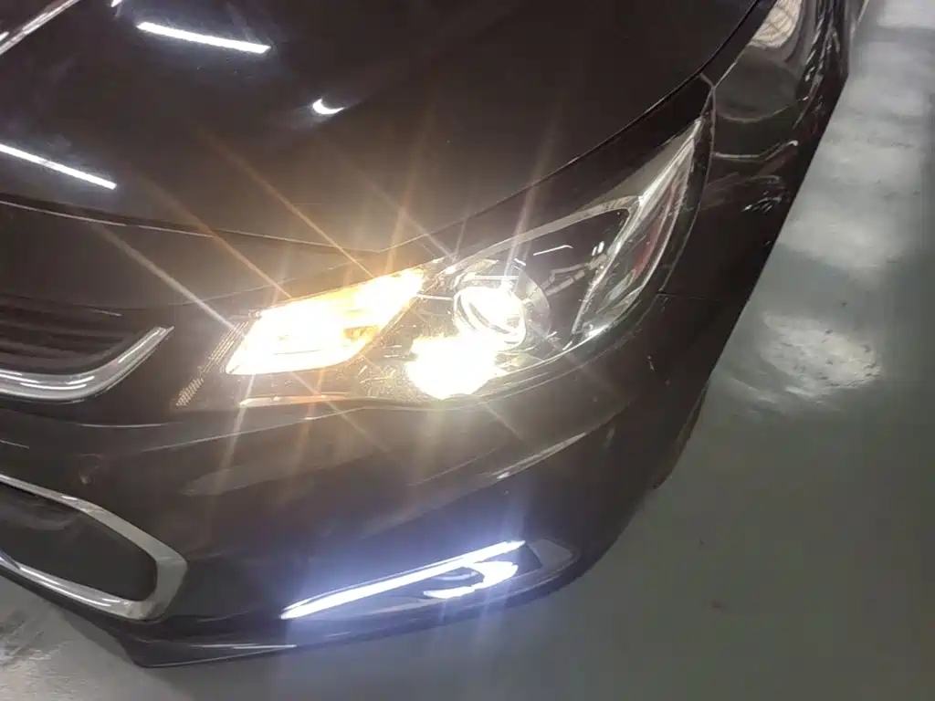 Chevrolet Malibu — миниатюра 24