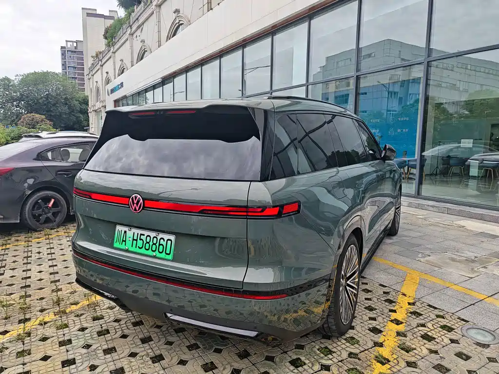 Volkswagen ID.ERA 9X — миниатюра 21
