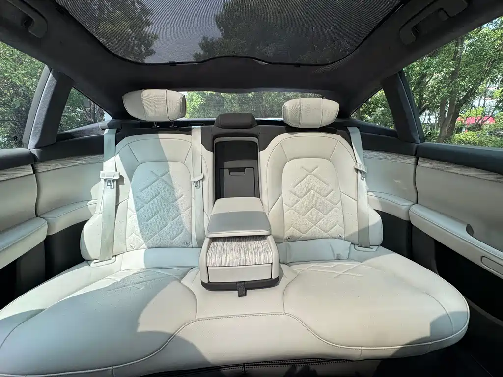 NIO ET7 — миниатюра 16