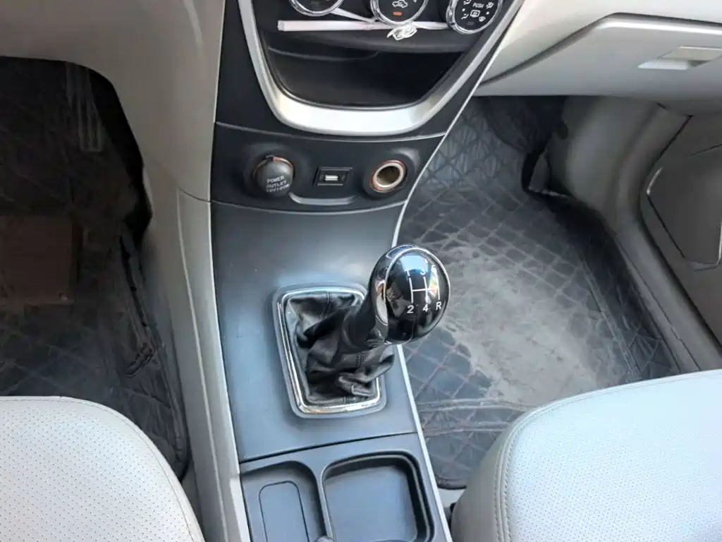 Geely Vision — миниатюра 14