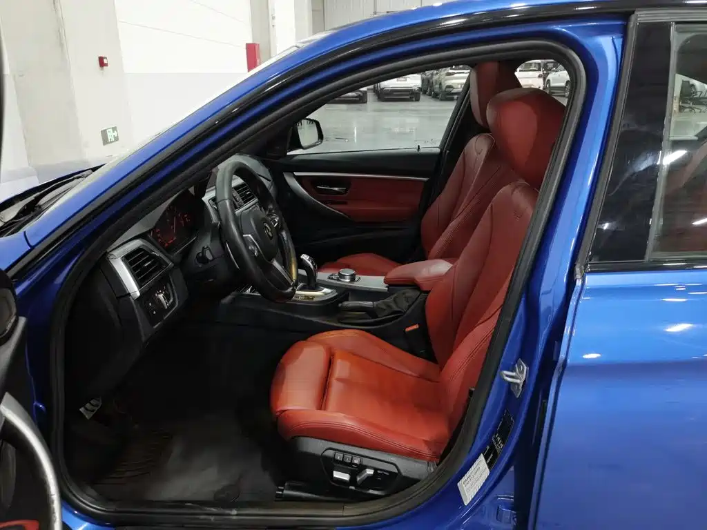 BMW 3 Series — миниатюра 10
