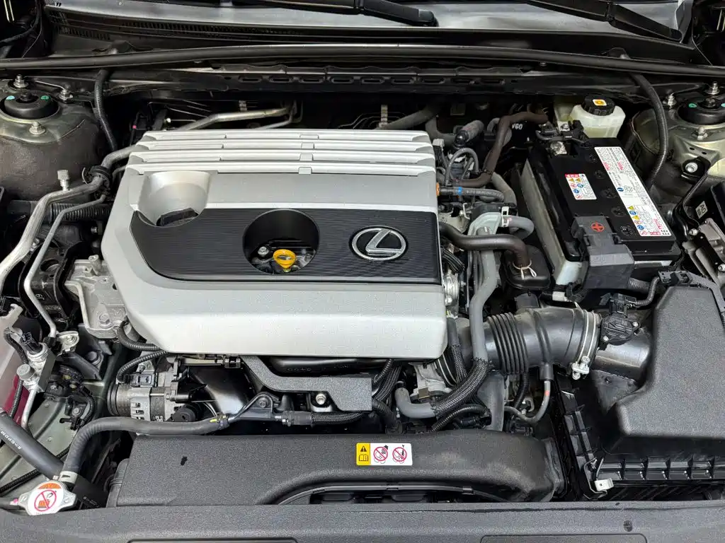 Lexus ES — миниатюра 7