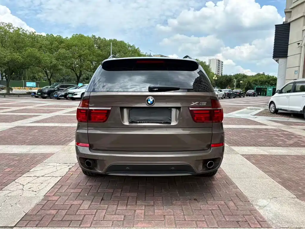 BMW X5 (Import) — миниатюра 14
