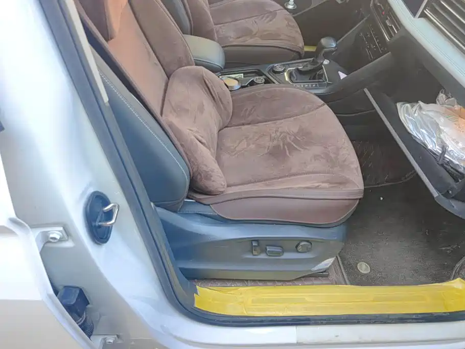 Volkswagen Tiguan L — миниатюра 8