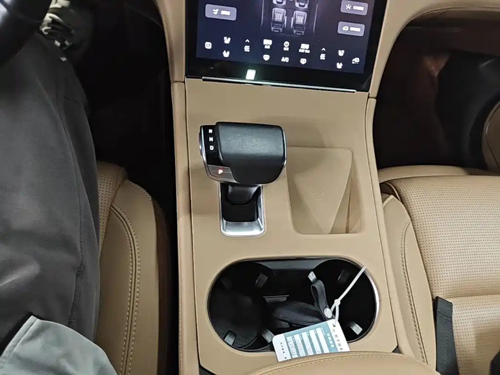 Li Auto Li ONE — миниатюра 14