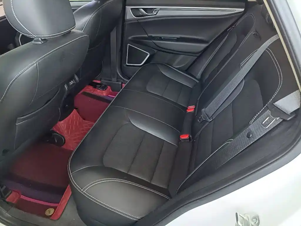 Geely Emgrand GL — миниатюра 17