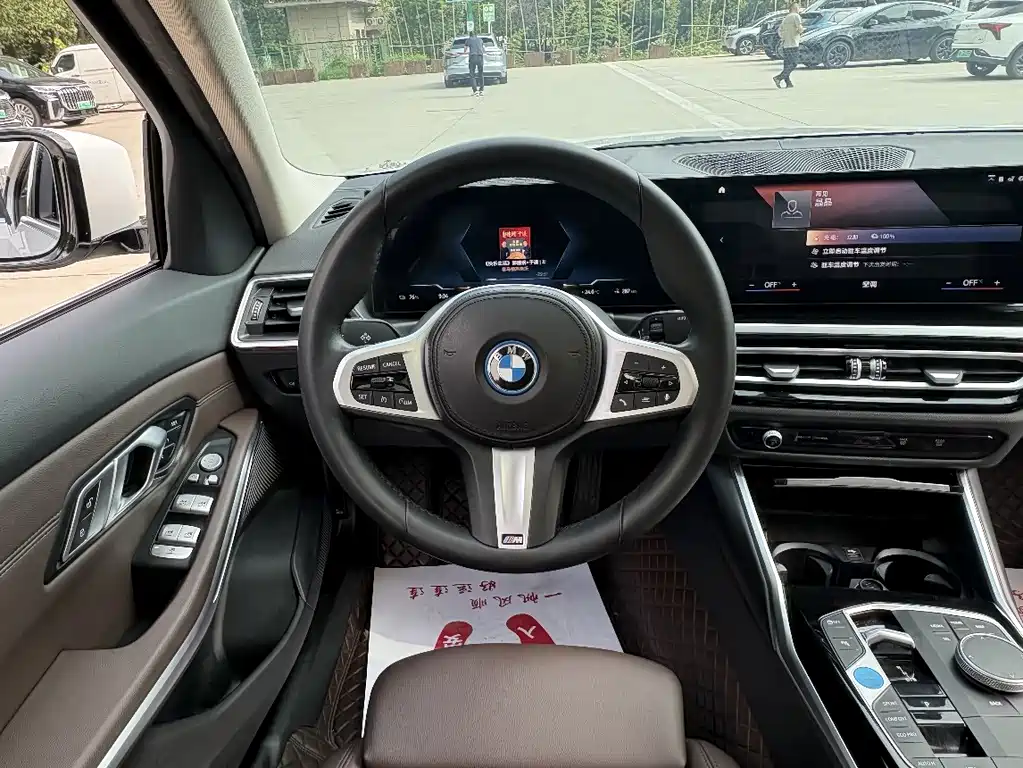 BMW i3 — миниатюра 7