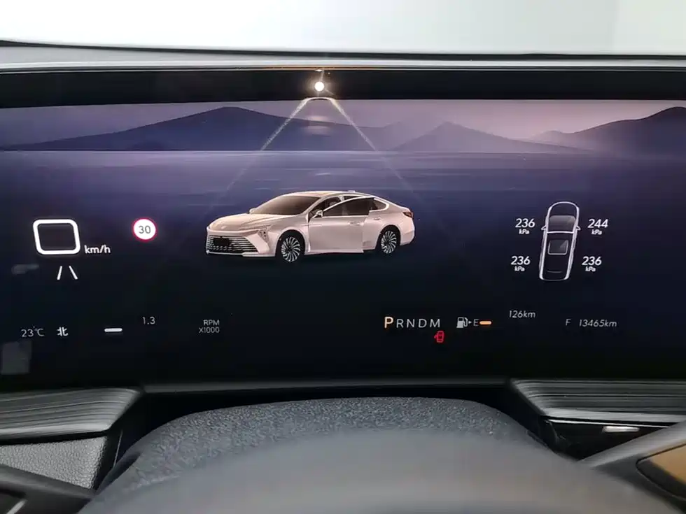 Buick LaCrosse — миниатюра 12