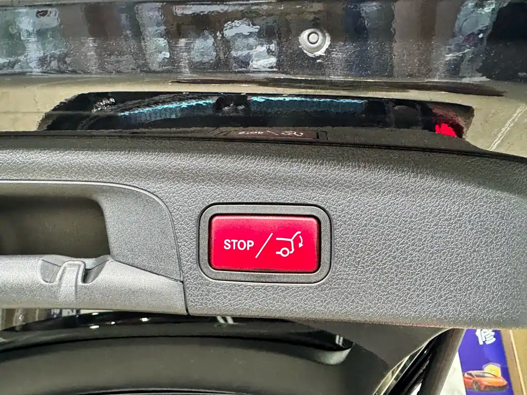 Mercedes-Benz GLE (Import) — миниатюра 23