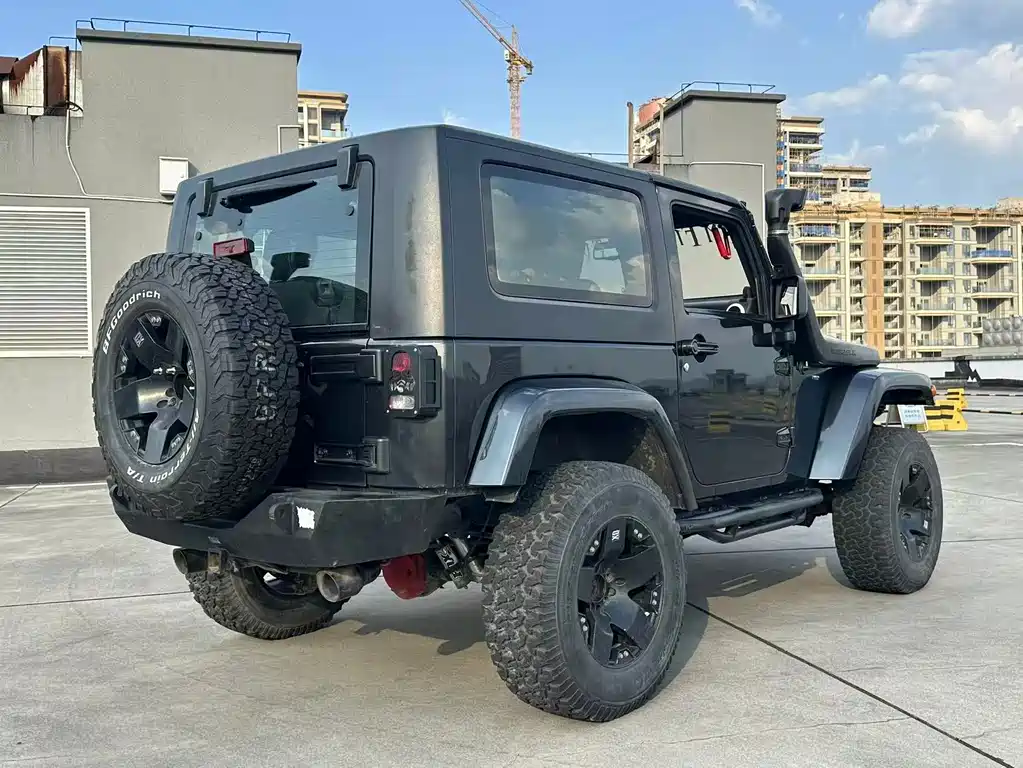 Jeep Wrangler — миниатюра 4