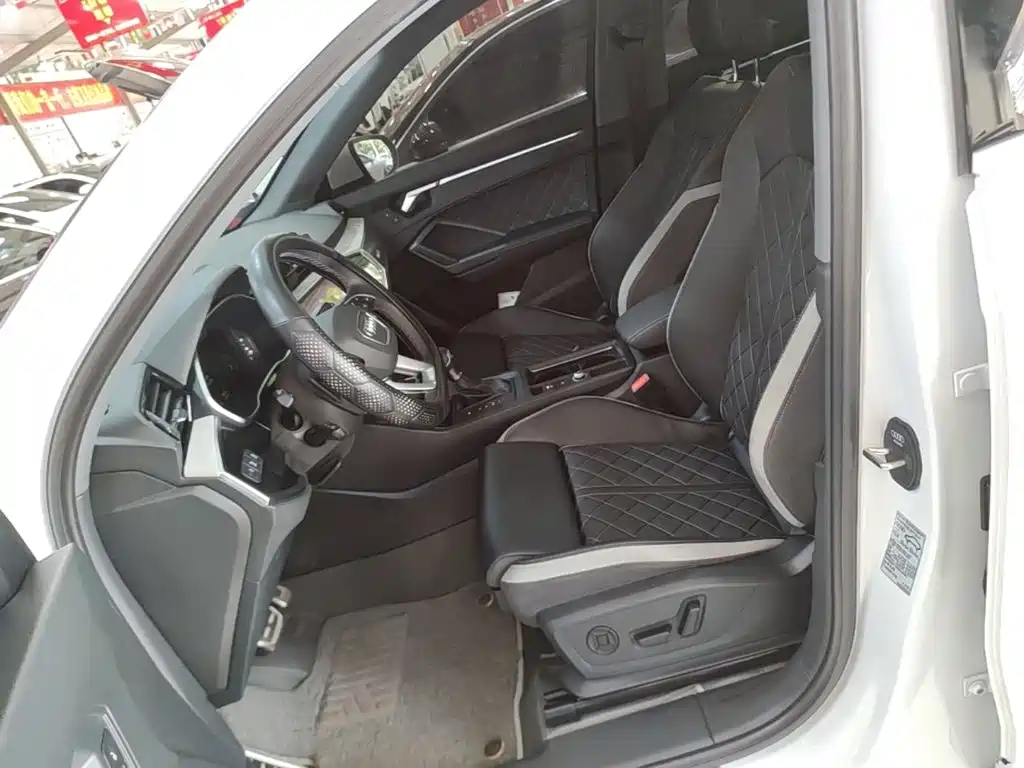 Audi Q3 — миниатюра 15