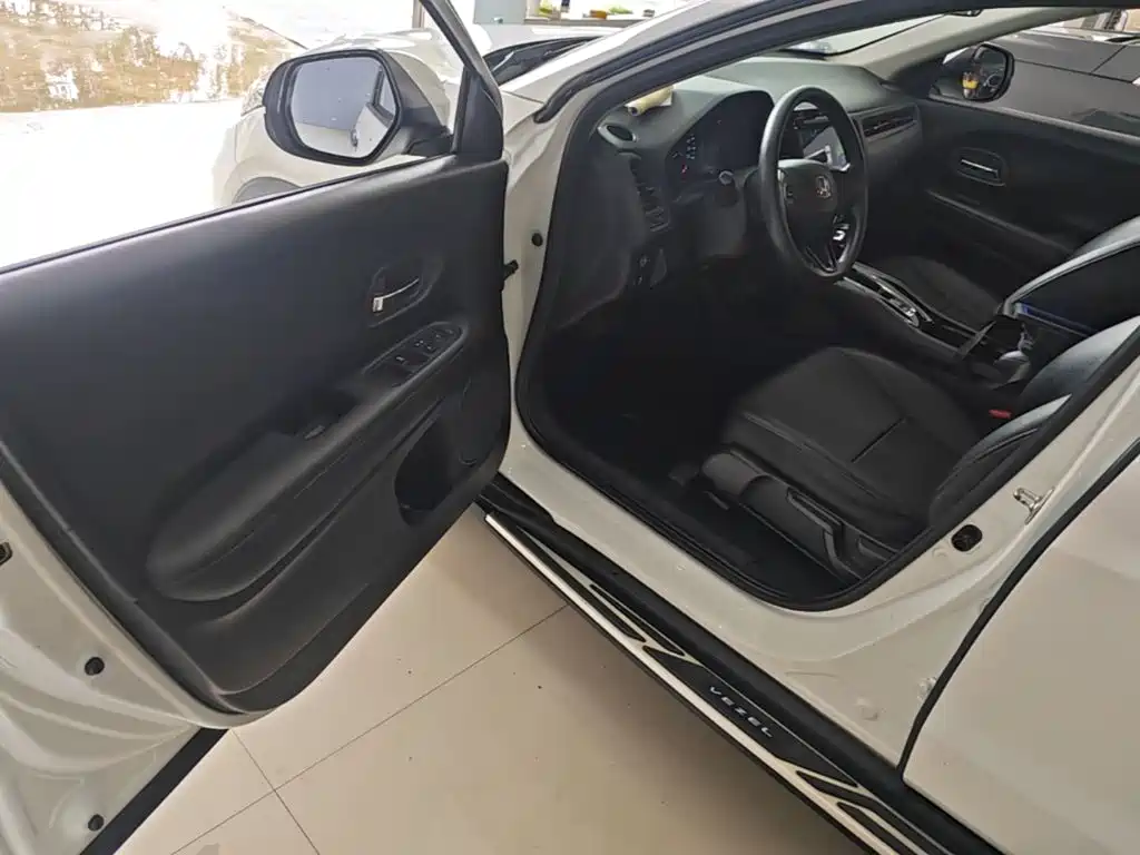 Honda Vezel — миниатюра 16