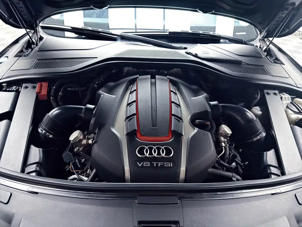 Audi S8 — миниатюра 14