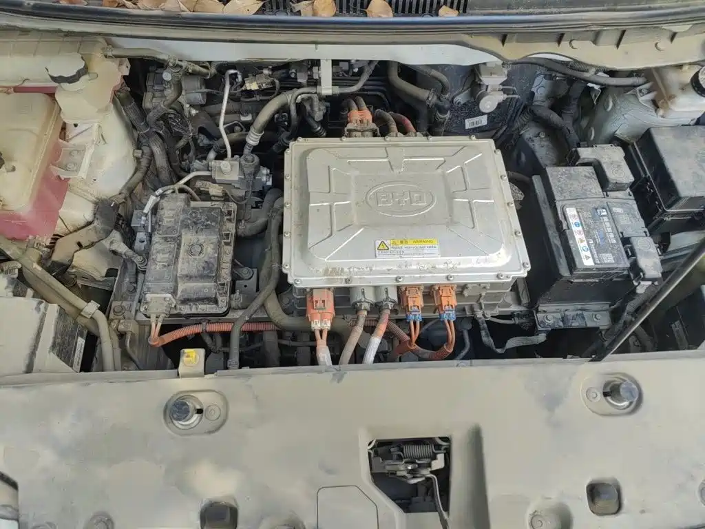 BYD Yuan EV — миниатюра 17