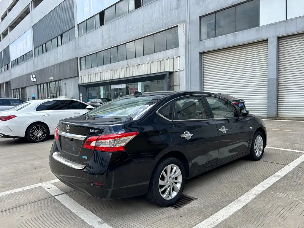 Nissan Sylphy — миниатюра 5