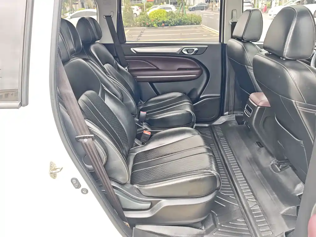 GAC Motor Trumpchi M6 — миниатюра 21