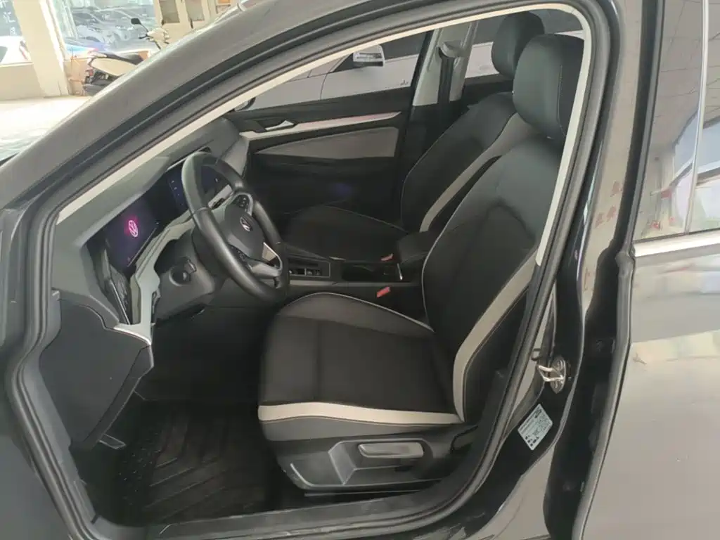 Volkswagen Golf — миниатюра 11