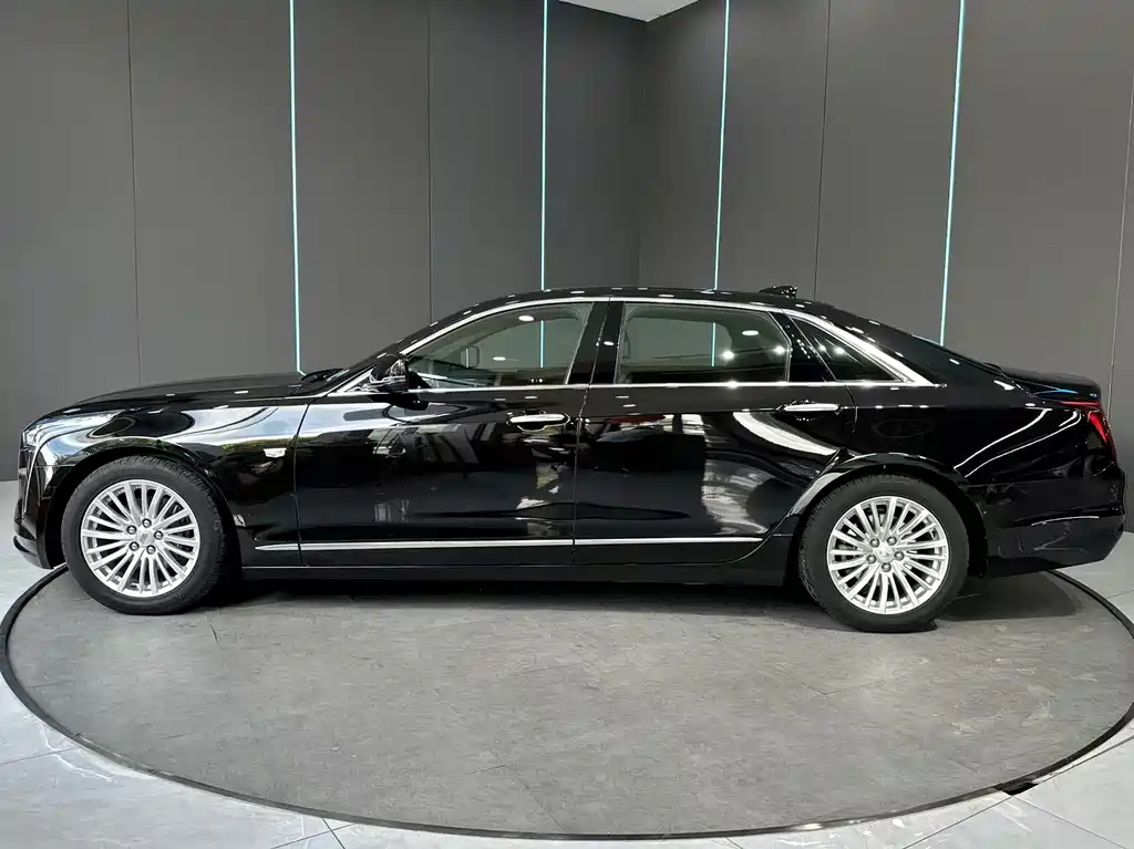 Cadillac CT6 2022 28T