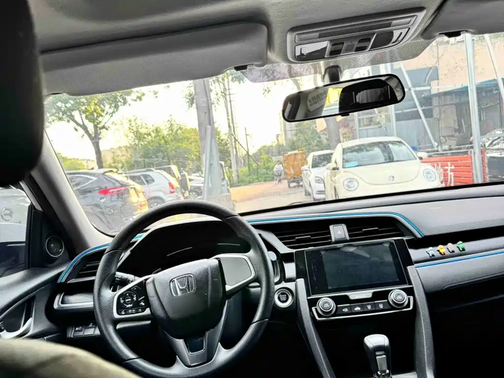 Honda Civic — миниатюра 11