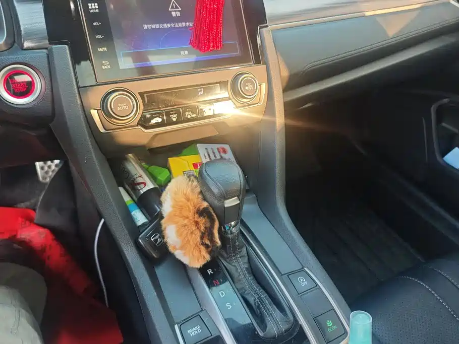 Honda Civic — миниатюра 16