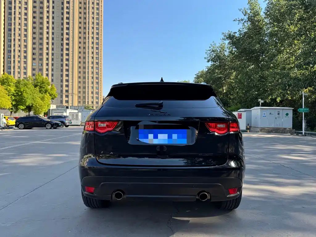 Jaguar F-Pace 2019 2.0T R-Sport Sport