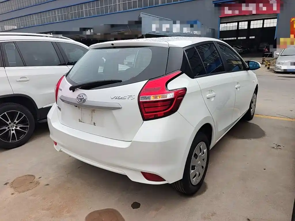 Toyota Vios FS — миниатюра 5