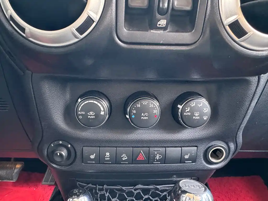 Jeep Wrangler — миниатюра 13