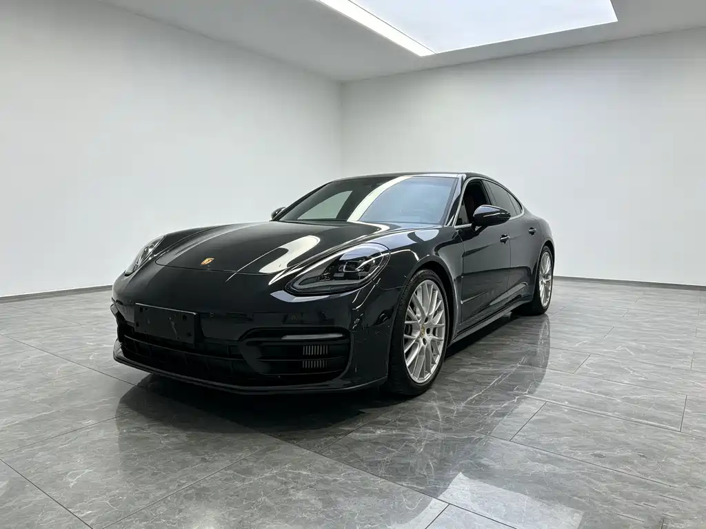 2023 Porsche Panamera - zdjęcie 1 z 26