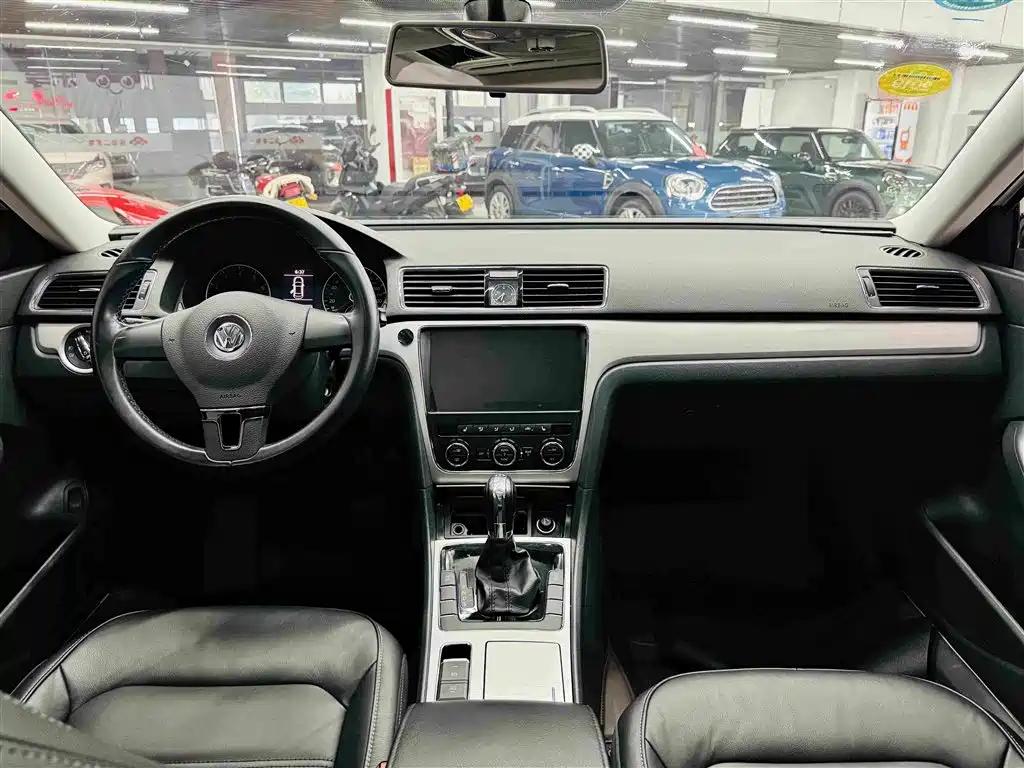 Volkswagen Passat — миниатюра 21
