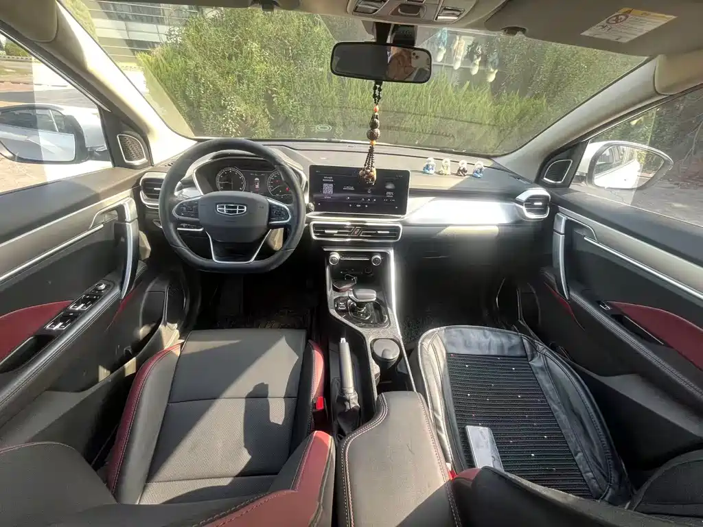 Geely Binyue — миниатюра 7