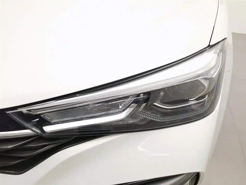 Roewe i5 2021 1.5L MT