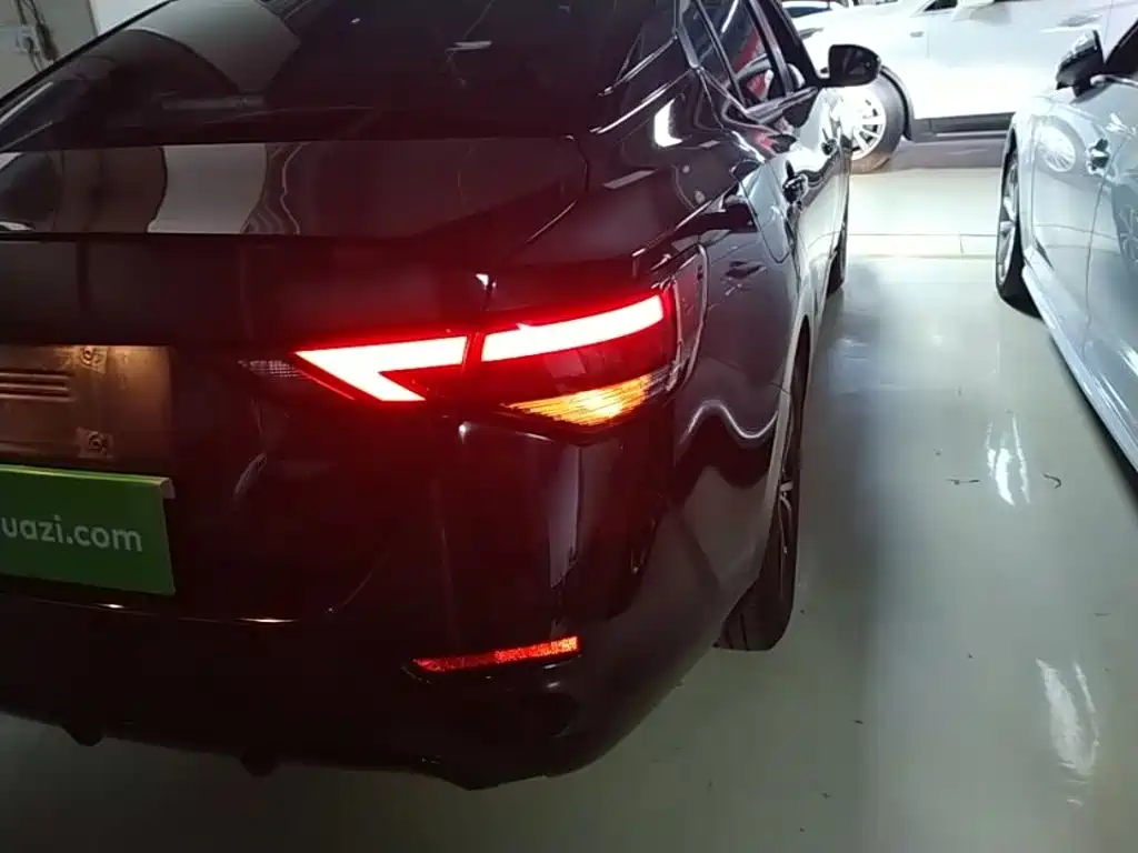 Nissan Sylphy — миниатюра 8
