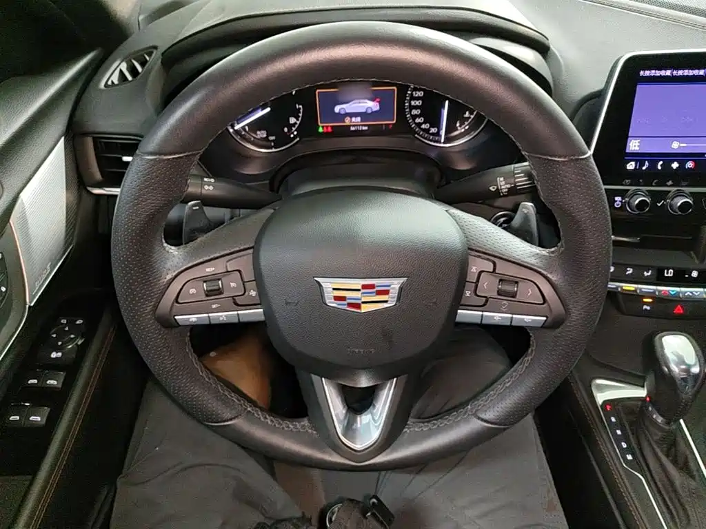 Cadillac CT4 — миниатюра 11