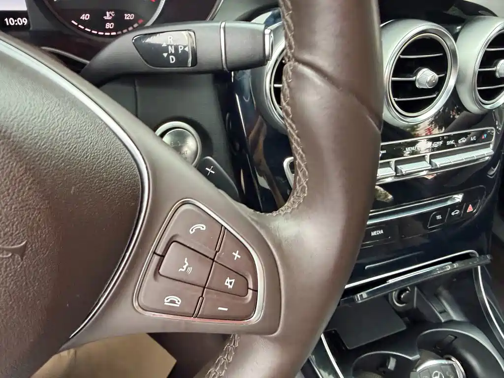 Mercedes-Benz GLC — миниатюра 10