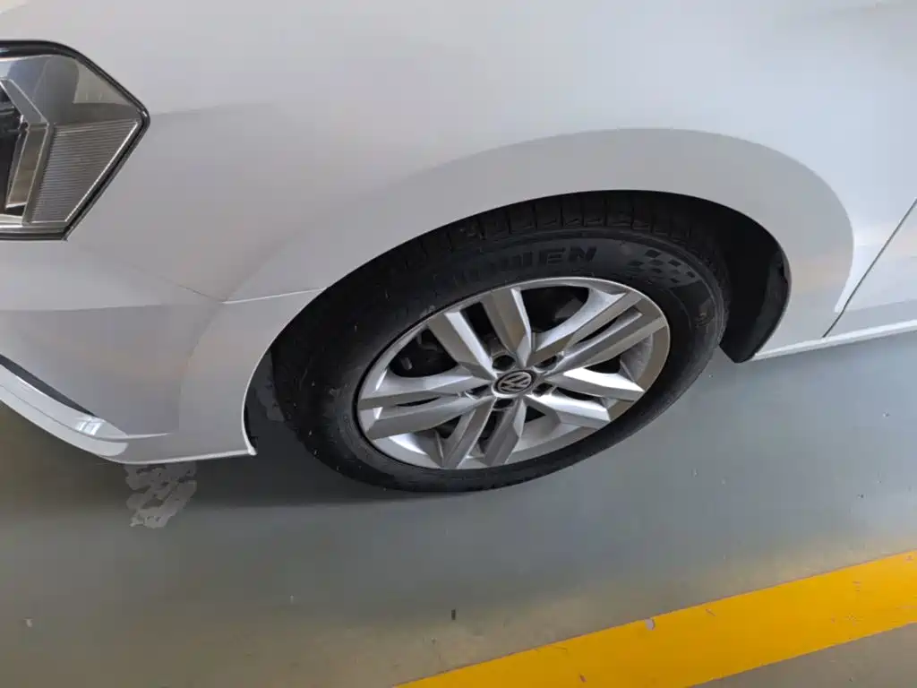 Volkswagen Jetta — миниатюра 23