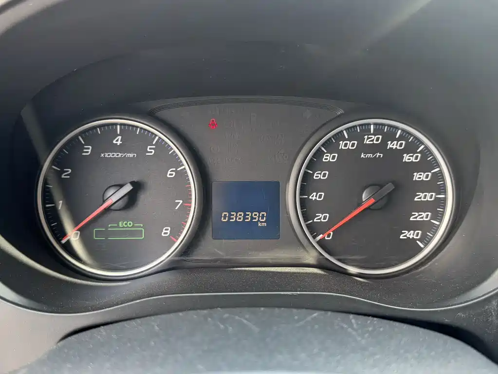 Mitsubishi Outlander — миниатюра 15