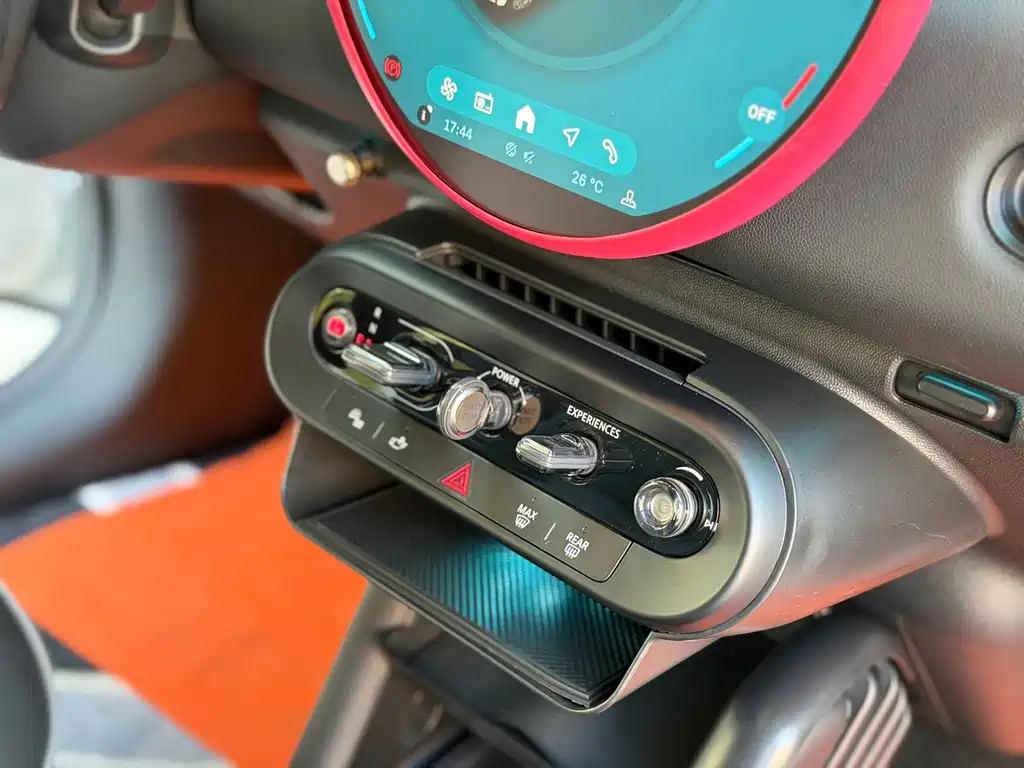 MINI MINI COOPER EV — миниатюра 15