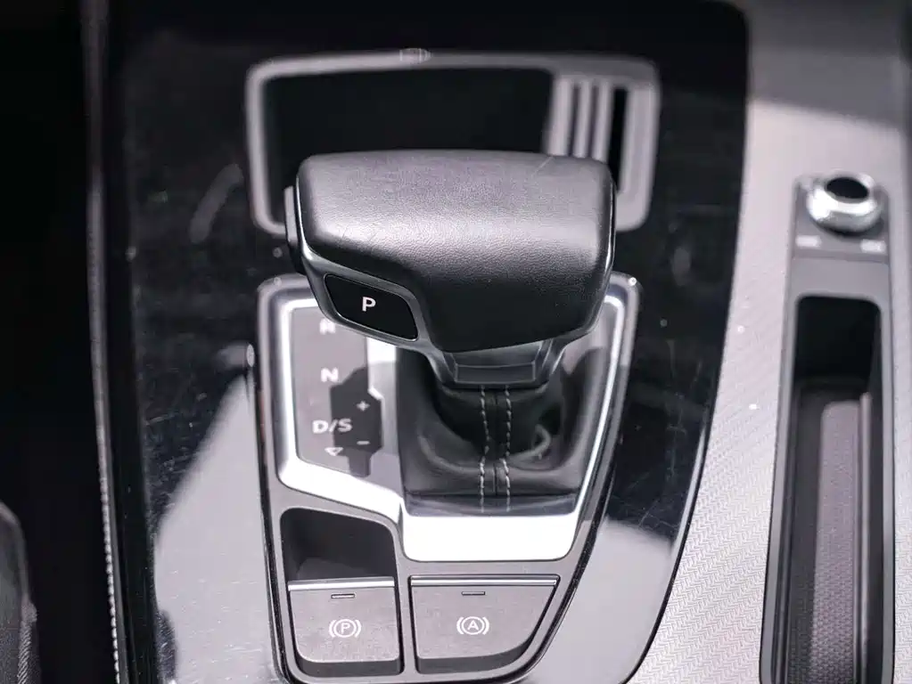 Audi Q5L — миниатюра 18