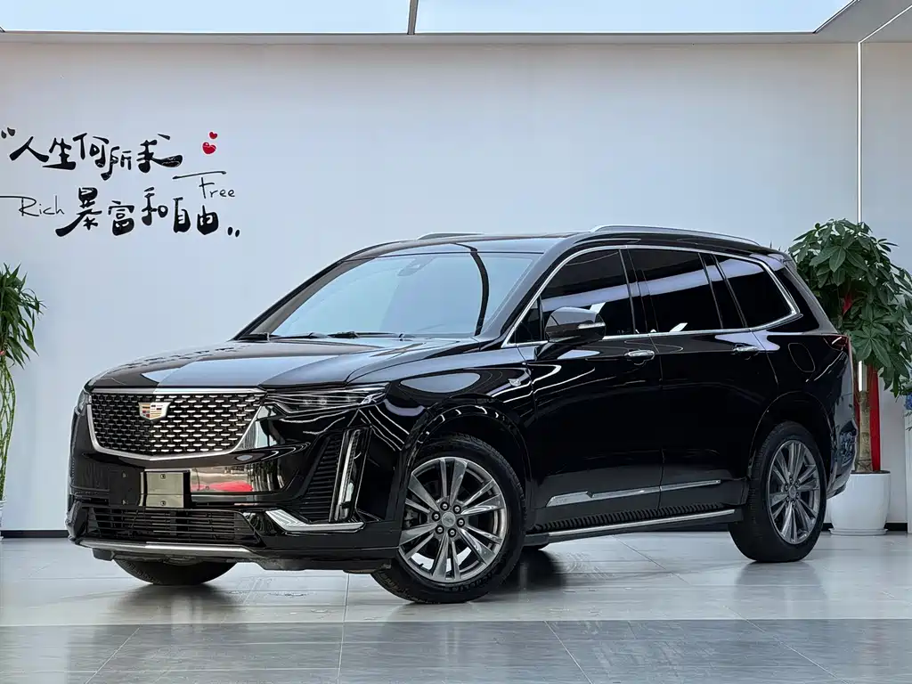 Cadillac XT6