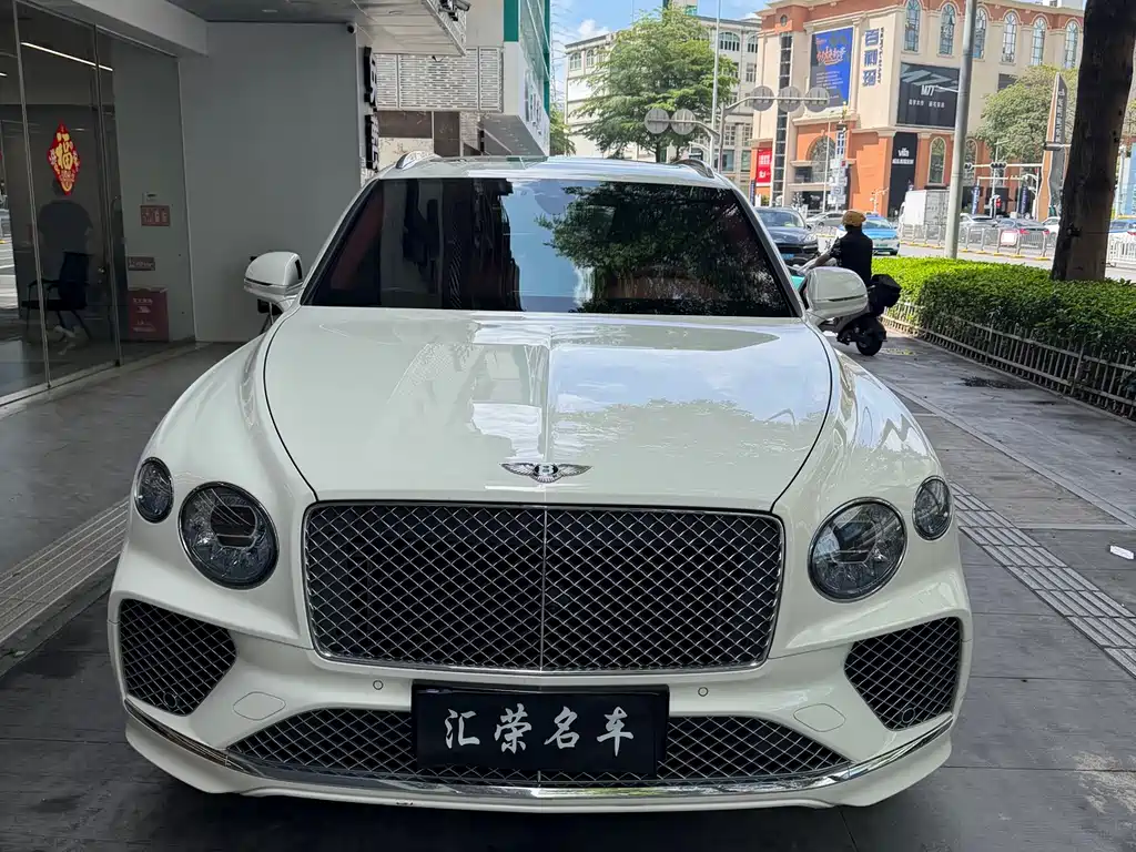 Купить Bentley Bentayga