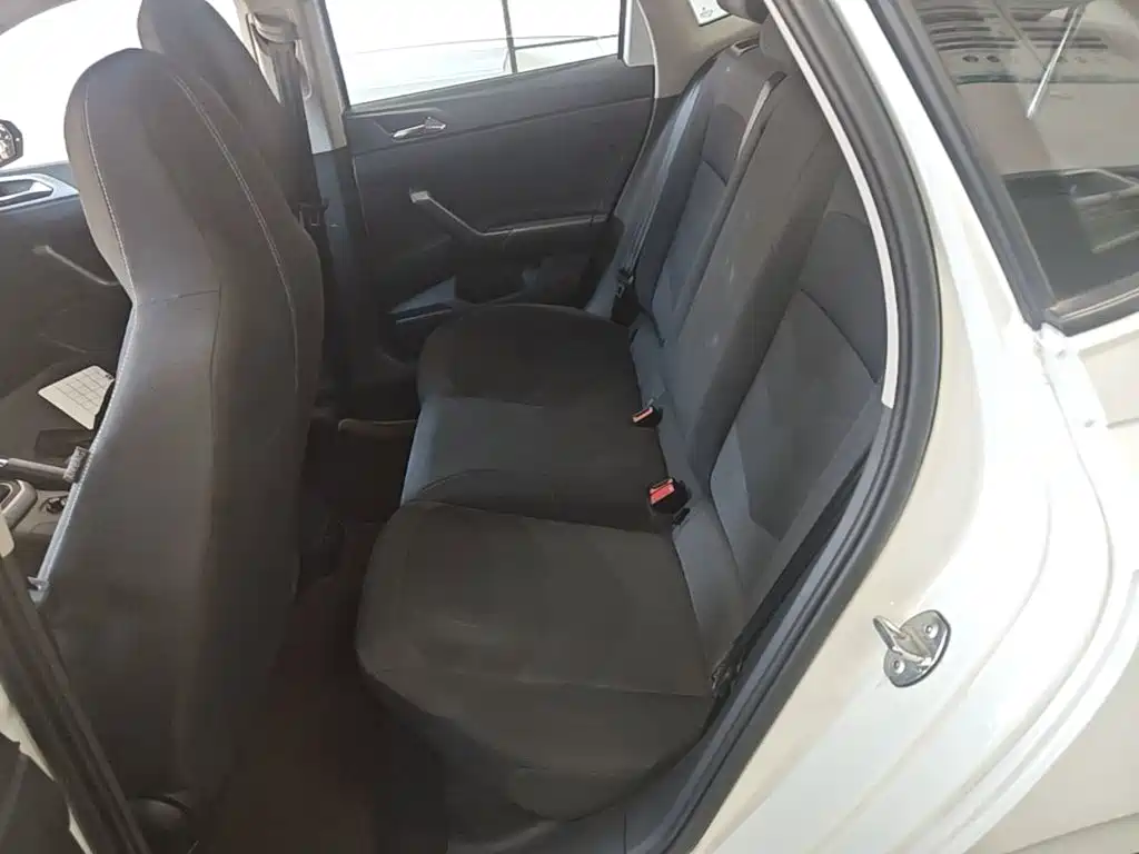 Volkswagen Polo — миниатюра 24