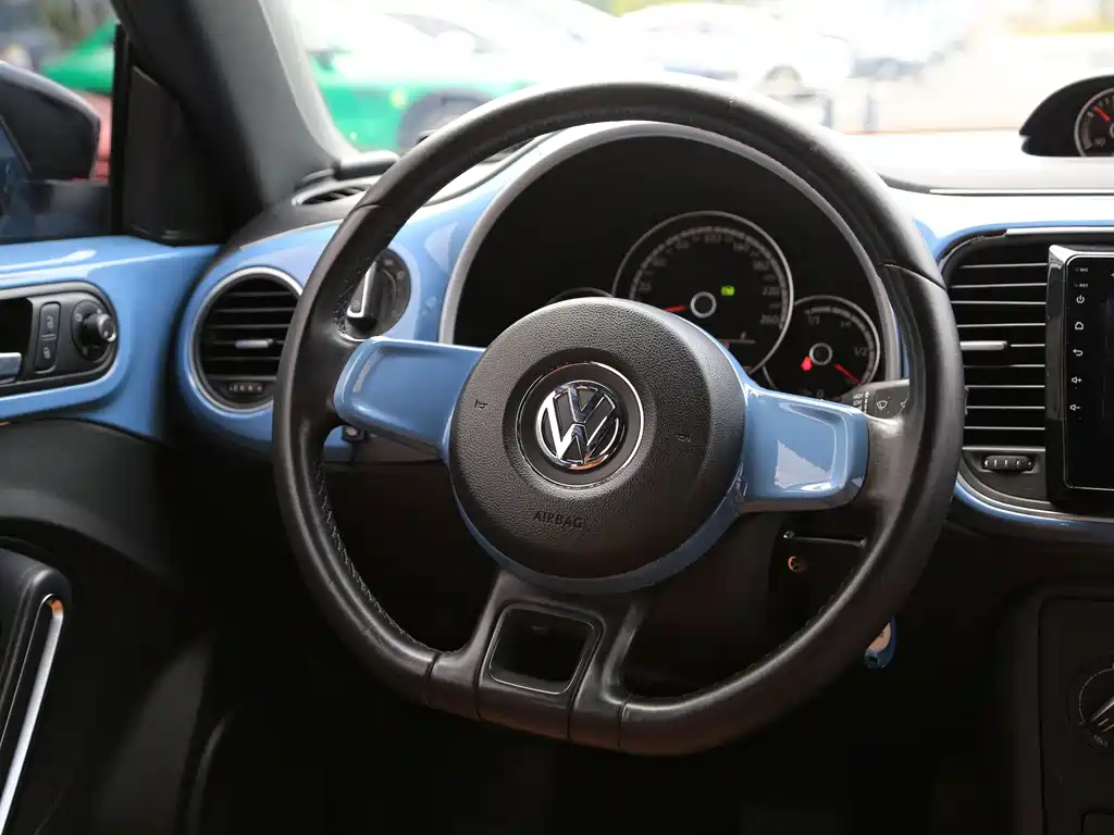 Volkswagen Beetle — миниатюра 6