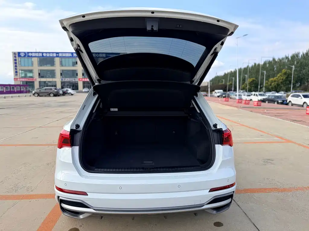 Audi Q3 — миниатюра 9