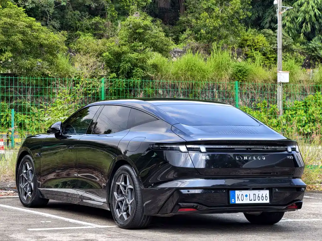 Lynk & Co Z10 — миниатюра 17