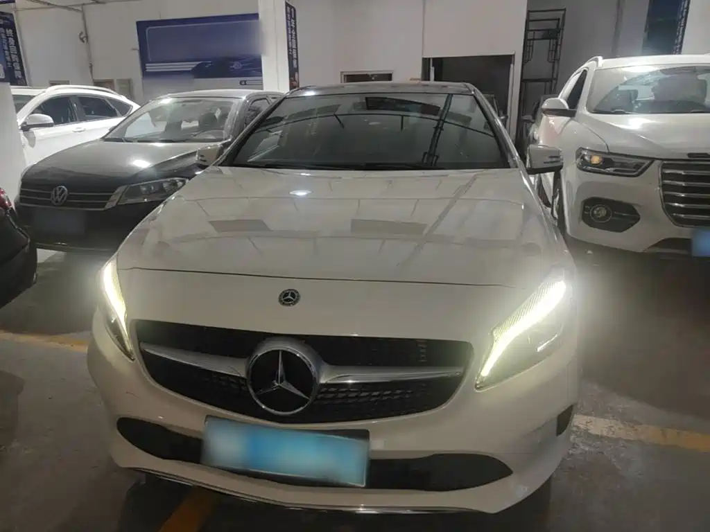Mercedes-Benz A-Class (Import) — миниатюра 3