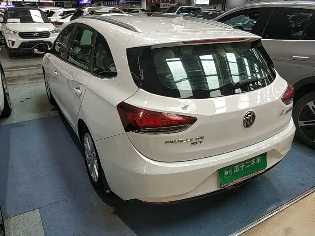 Buick Excelle — миниатюра 5