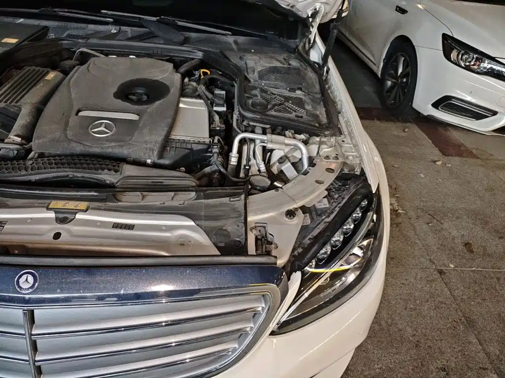 Mercedes-Benz C-Class — миниатюра 21
