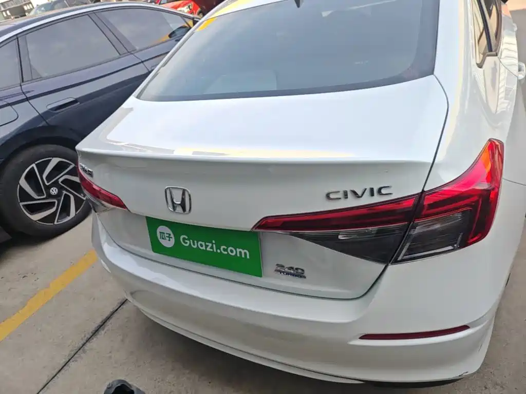 Honda Civic — миниатюра 6